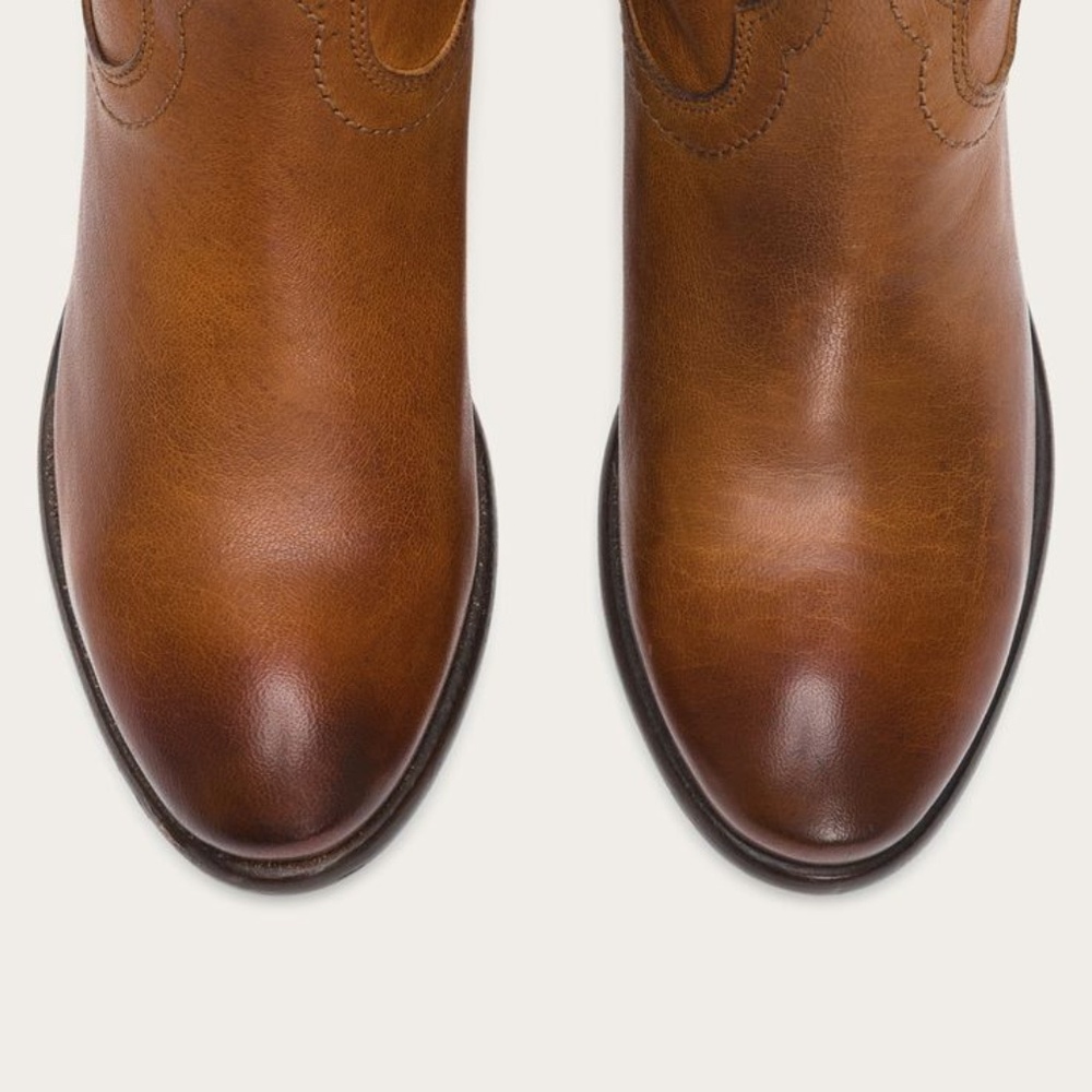 Frye Carson Shortie Cognac Ankle Boots - Worn Once for an Hour w/ Tags in Box - Picture 5 of 16